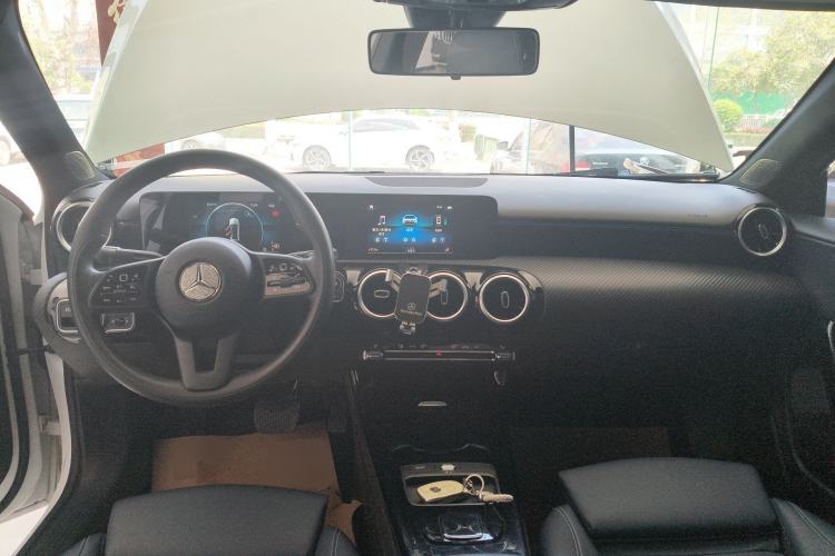 Used Mercedes-Benz A-Class 2020 Revised A 180 L Center Console