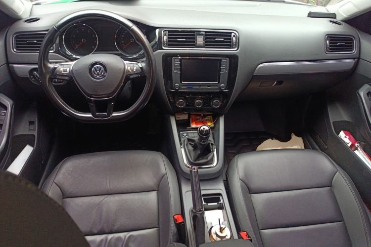 Used Volkswagen Sagitar 2018 1.6L Manual Comfort Model
