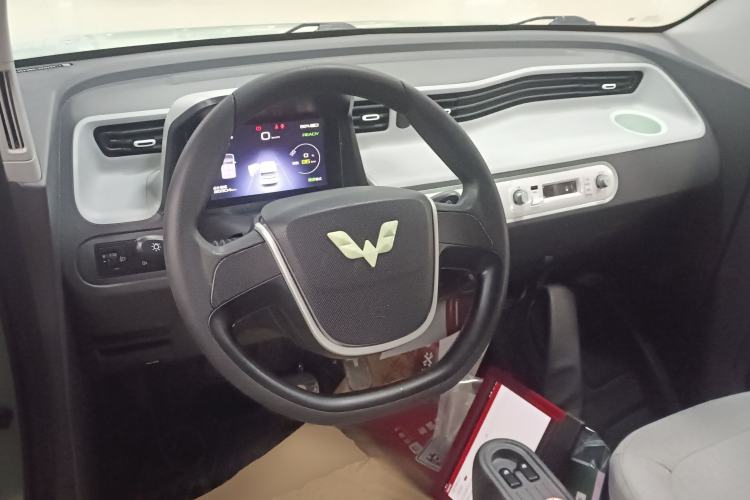 Used Wuling Hongguang MINIEV 2021 Macaron Premium Model – Lithium Iron Phosphate