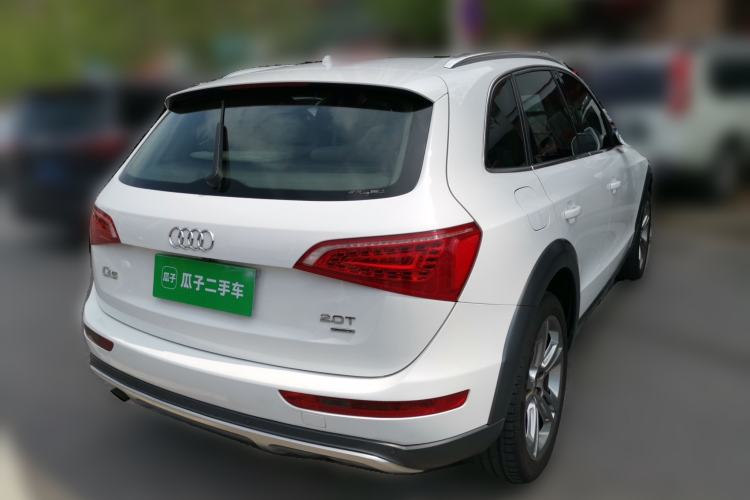 Used Audi Q5 2010 2.0TFSI Off-Road Version Rear Right 45 Deg