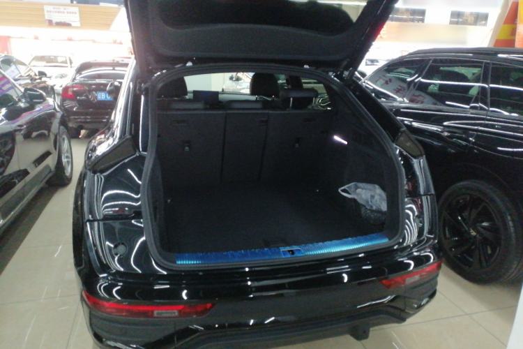 Used Audi Q5L Sportback 2022 Updated 40 TFSI Luxury Edition