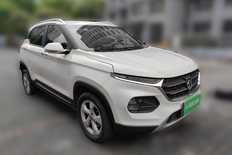 Used Baojun 510 2017 1.5L Manual Fashion Model Front Right 45 Deg