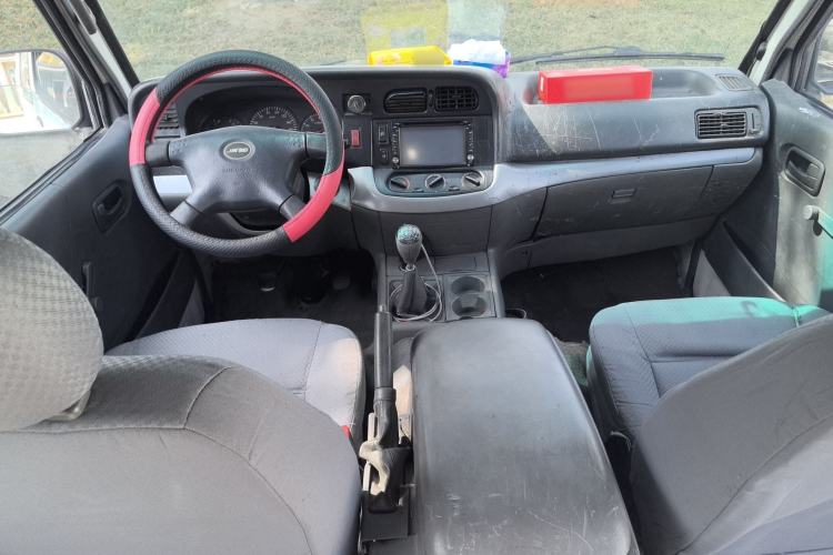 Used Jinbei Hiace  Center Console