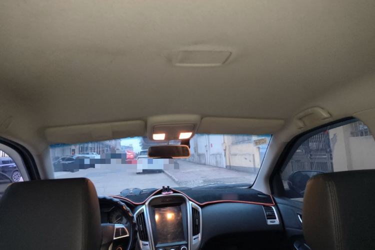 Used JMC Baodian 2020 2.5T Diesel Two-Wheel Drive Comfort Edition Standard Wheelbase JX4D25A6L Headliner