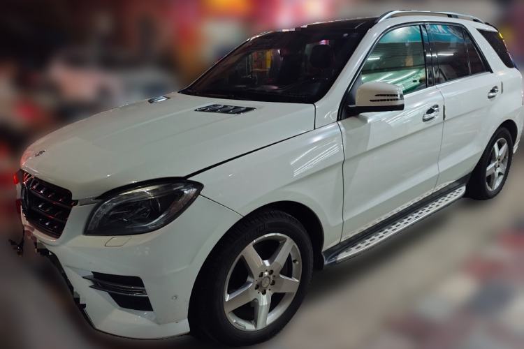 Used Mercedes-Benz M-Class 2014 ML 400 4MATIC Luxury Model