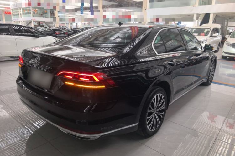 Used Volkswagen Phideon 2016 380TSI Two-Wheel-Drive Supreme Edition
