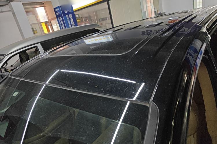 Used VOYAH Dream 2025 PHEV Four-Wheel Drive Excellence Kunpeng Edition
