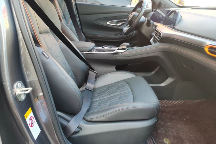 Used CHANGAN UNI-T 2022 1.5T Prestige Version Right Front Seat