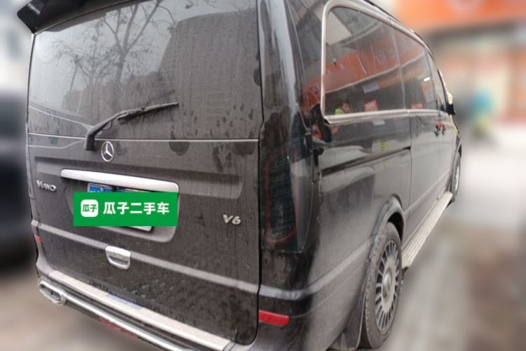 Used Mercedes-Benz Viano 2010 2.5L Luxury Edition