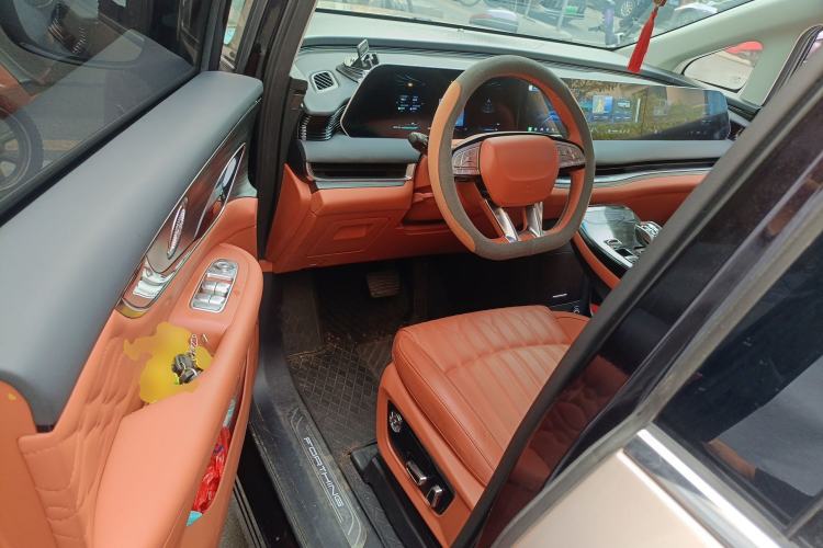 Used FORTHING Xinghai V9 2024 1.5TD 200km Qingyunti Series Flagship Edition Driver Seat