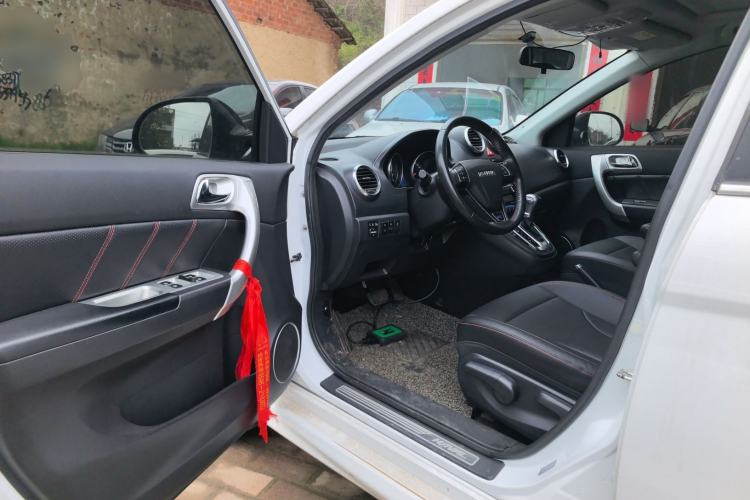 Used Haval H6 2016 Upgraded Model 1.5T Automatic Two-Wheel Drive Elite Version