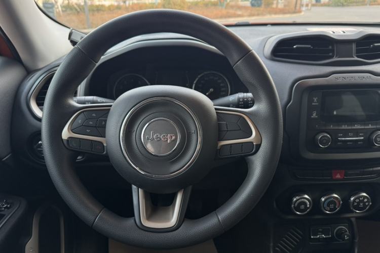 Used Jeep Renegade 2017 180T Manual Kinetic Edition