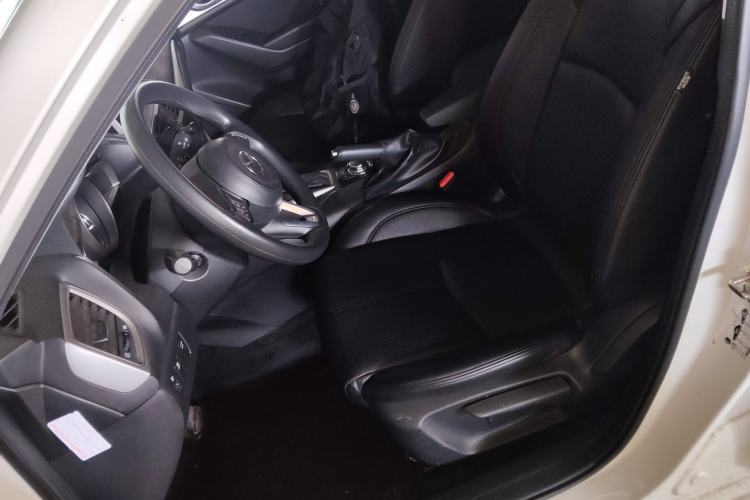 Used Mazda 3 Axela 2017 Hatchback 1.5L Automatic Comfort Model Emission Standard China V