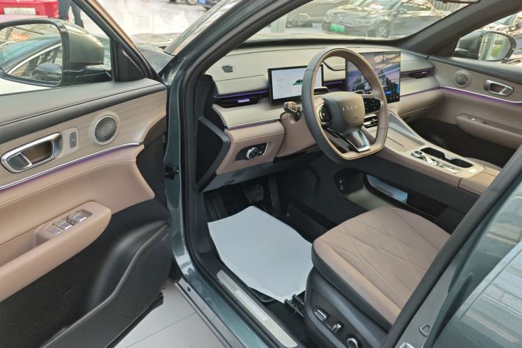 Used Chery Fengyun T8 2025 1.5T 130km Deluxe Version 5 Seats Driver Seat