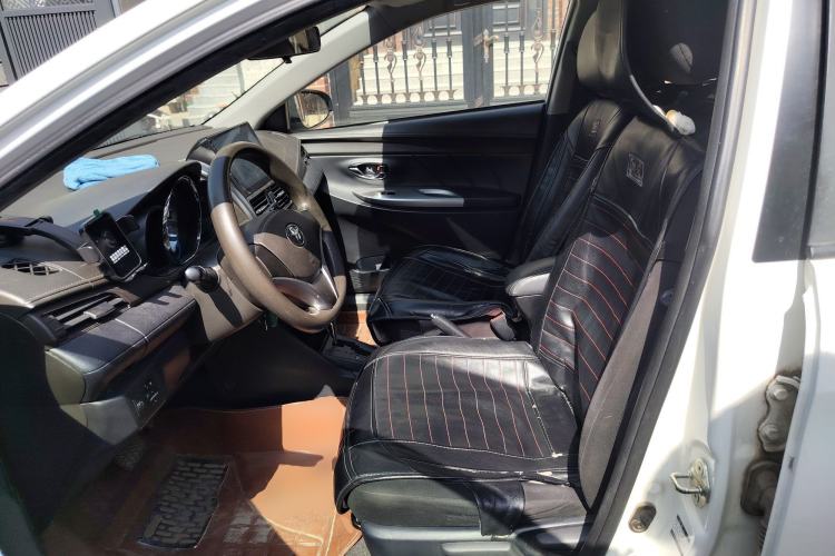 Used Toyota YARiS L Zhi Xuan 2015 1.5E Automatic Charm Edition