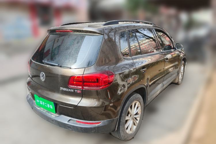 Used Volkswagen Tiguan 2015 1.8TSI Automatic Two-Wheel Drive Comfort Edition Rear Right 45 Deg