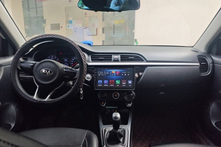 Used Kia K2 2017 Sedan 1.4L Manual Transmission GLS Center Console