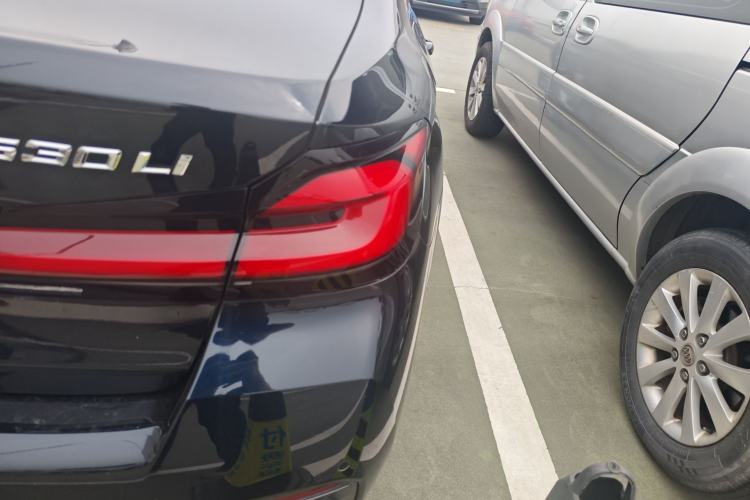 Used BMW 5 Series 2022 Restyled 530Li Leading Edition M Sport Package
