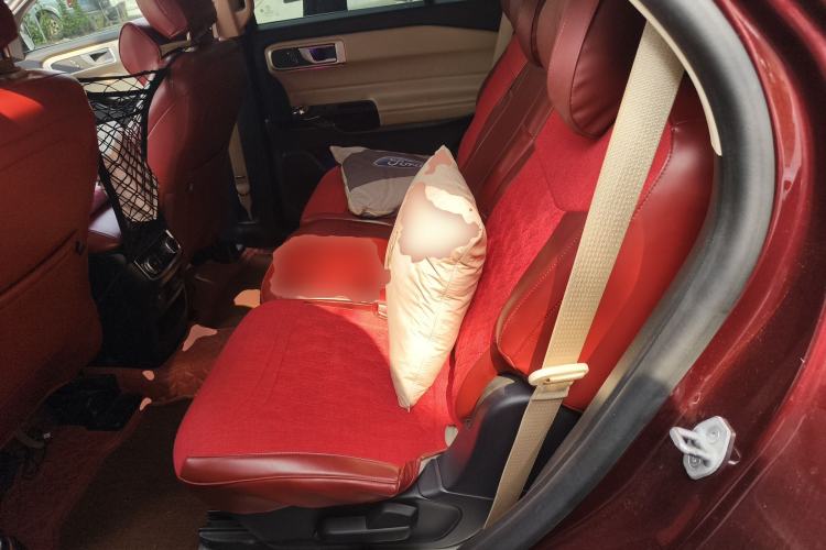 Used Ford Explorer 2020 EcoBoost 285 Rear-Drive Trend Edition 7-Seater Left Rear Seat