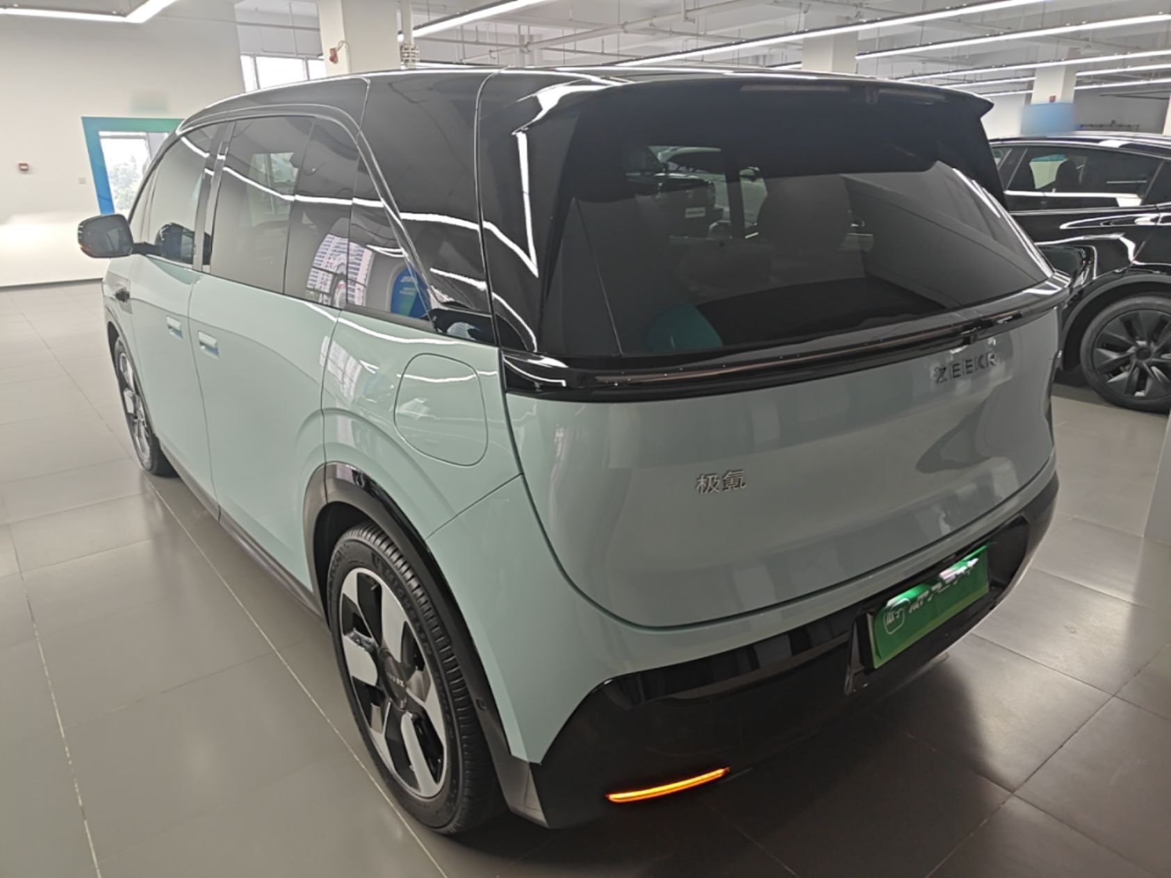 Zeekr MIX 2025 Intelligent Driving Version — снимка 4