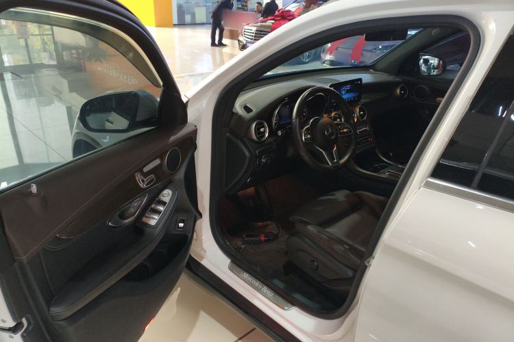 Used Mercedes-Benz GLC 2020 GLC 260 L 4MATIC Dynamic Model