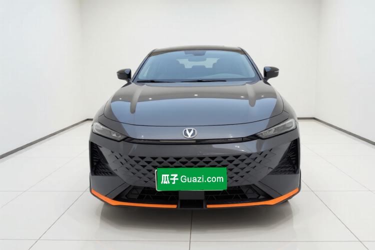 Used CHANGAN UNI-V 2025 1.5T 500Bar Prestige Sporty Version Exterior 1