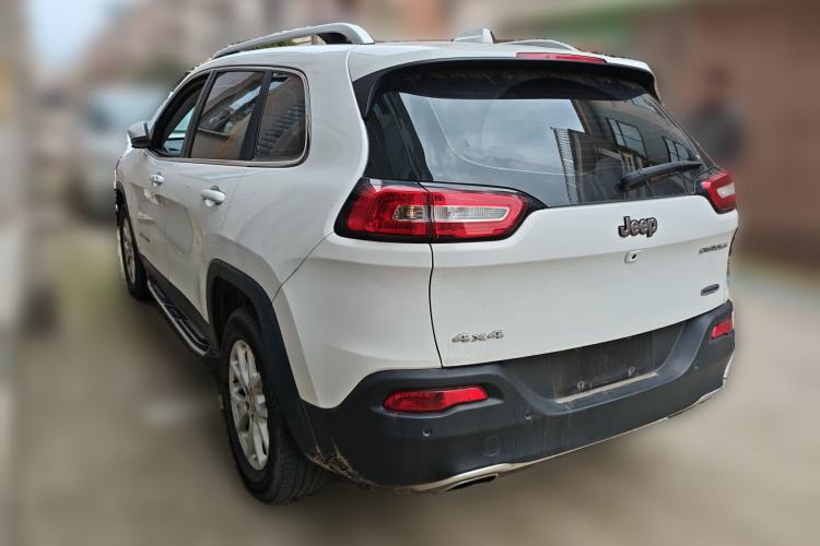 Used Jeep Cherokee 2016 2.4L Professional Smart Version