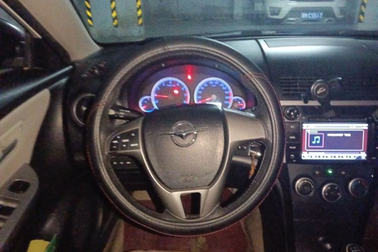 Used Haima Fumei 2013 Sedan 1.6L Manual Fashion Edition Steering Wheel