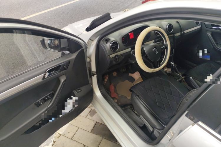 Used Volkswagen Jetta 2017 1.5L Automatic Comfort Model Driver Seat