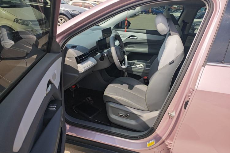 Used Bestune Yueyi 03 2025 565km Premium Edition Driver Seat