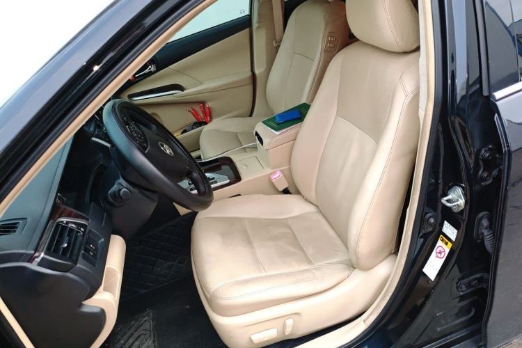 Used Toyota Camry 2015 Dual-Engine 2.5 HG Luxury Navigation Edition