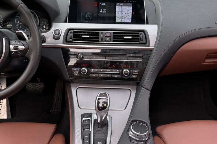 Used BMW 6 Series 2016 640i xDrive Convertible Coupé
