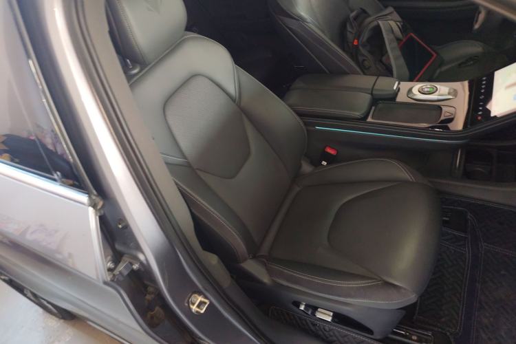 Used ARCFOX Alpha T 2022 653S+ 160kW
