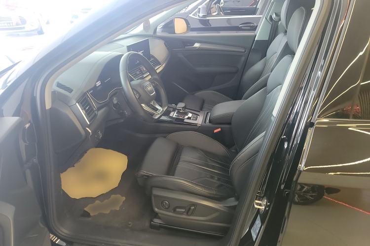 Used Audi Q5L 2022 40T Luxury Dynamic Model
