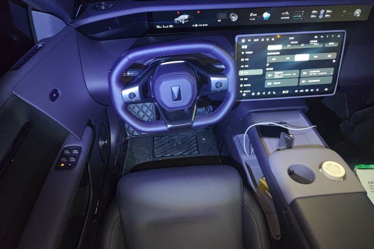 Used Avatr 06 2025 Max All-Electric Version
