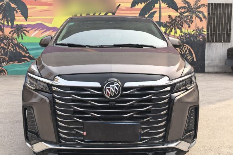 Used Buick GL8 2023 Land Executive Class Deluxe Model