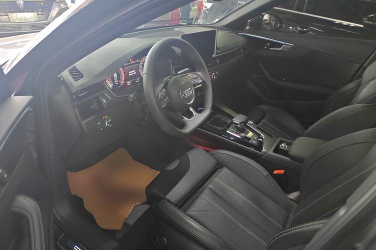 Used Audi A4L 2023 40 TFSI Luxury Dynamic Model Driver Seat