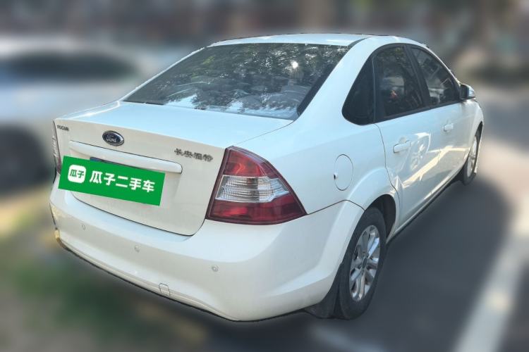 Used Ford Focus 2013 Sedan Classic 1.8L Manual Base Model
