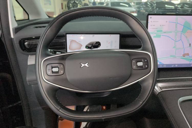 Used XPeng X9 2024 702 Ultra-Long Range Max Steering Wheel