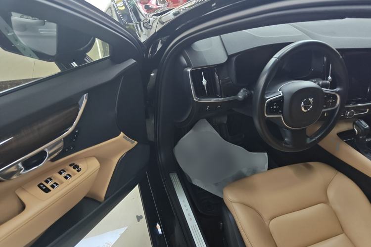Used Volvo S90 2017 T5 Zhiyuan Edition