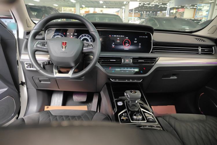 Used Hongqi HS5 2022 Revised Version 2.0T Smart Connect Flagship Edition
