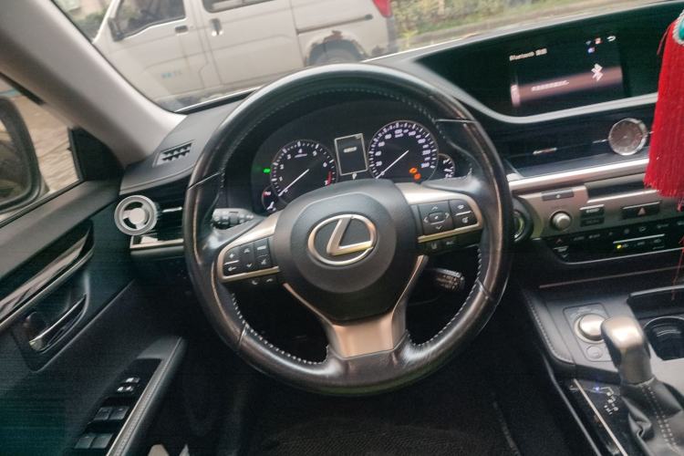 Used Lexus ES 2015 200 Comfort Edition