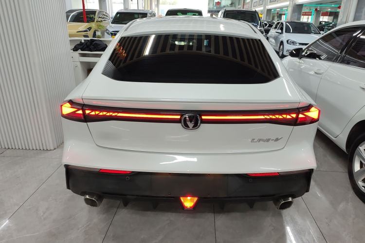 Used CHANGAN UNI-V 2022 1.5T Smart Navigation Version