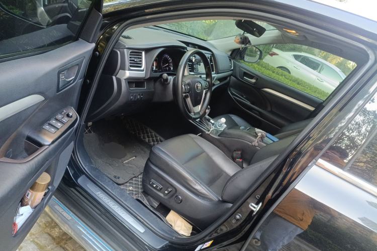 Used Toyota Highlander 2018 2.0T Four-Wheel Drive Luxury Version 7 Seats China VI Standard