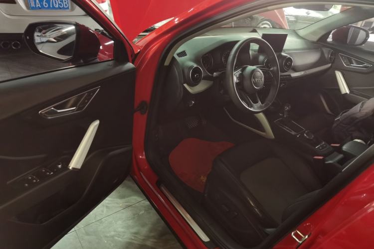 Used Audi Q2L 2018 35 TFSI Fashionable & Elegant Version China VI Emission Standard
