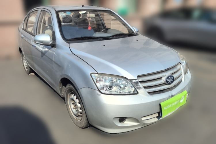 Used FAW Xiali N5 2014 1.0L Manual Comfort Model
