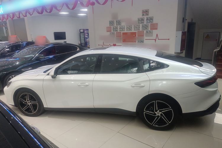 Used MG 7 2023 1.5T DCT Luxurious Supreme Edition