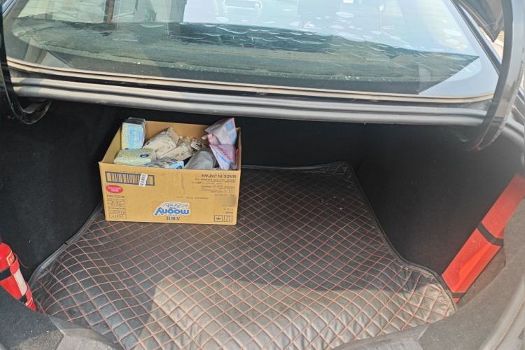 Used Ford Escort 2015 1.5L Manual Fashion Edition Trunk