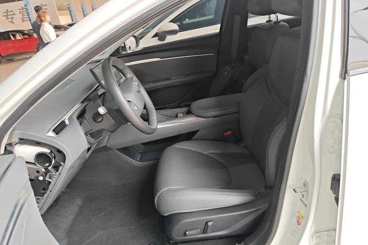 Used XPeng MONA M03 2024 620 with Ultra-Long Range
