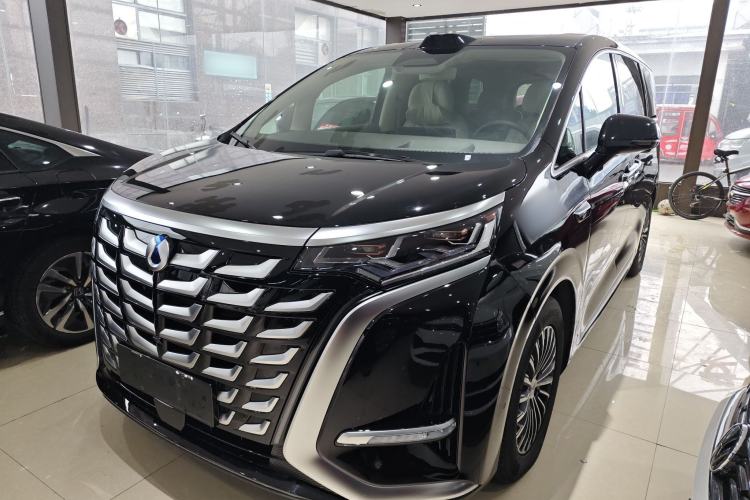 Used Denza D9 2025 DM-i Intelligent Drive 1020 Four-Wheel Drive Prestige Model